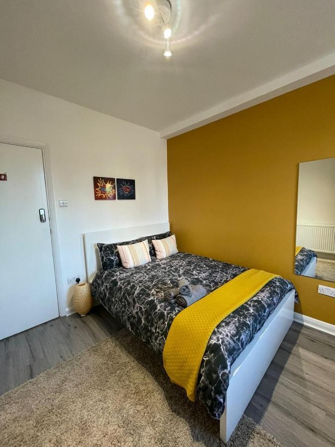 Willesden Green Rooms London Exteriör bild