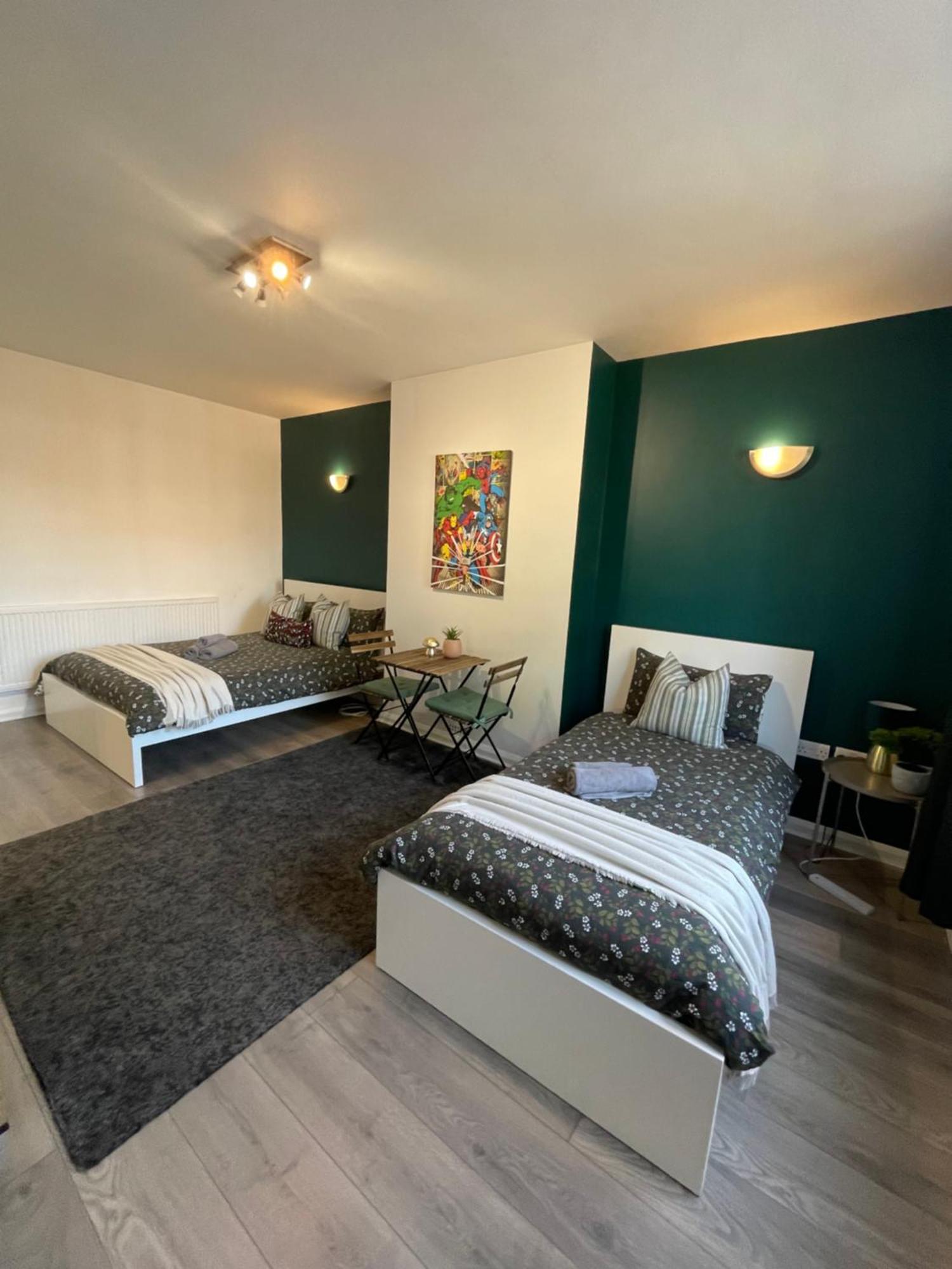 Willesden Green Rooms London Exteriör bild
